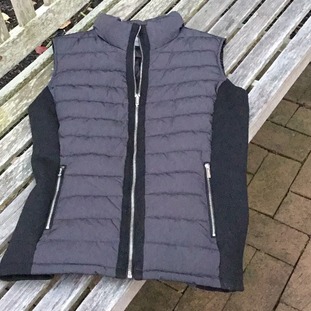 Calvin Klein black gray puffer vest M